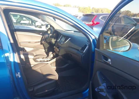 2016 Hyundai Tucson Sport из США, поврежденный, VIN KM8J33A26GU088757